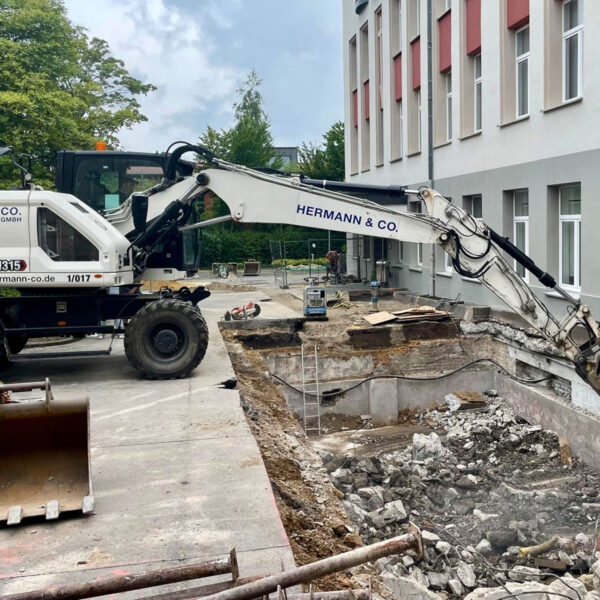 Umfangreiche Sanierungsmaßnahmen am Aachener Vinzenz-Heim aufgrund eines Wassereintritts